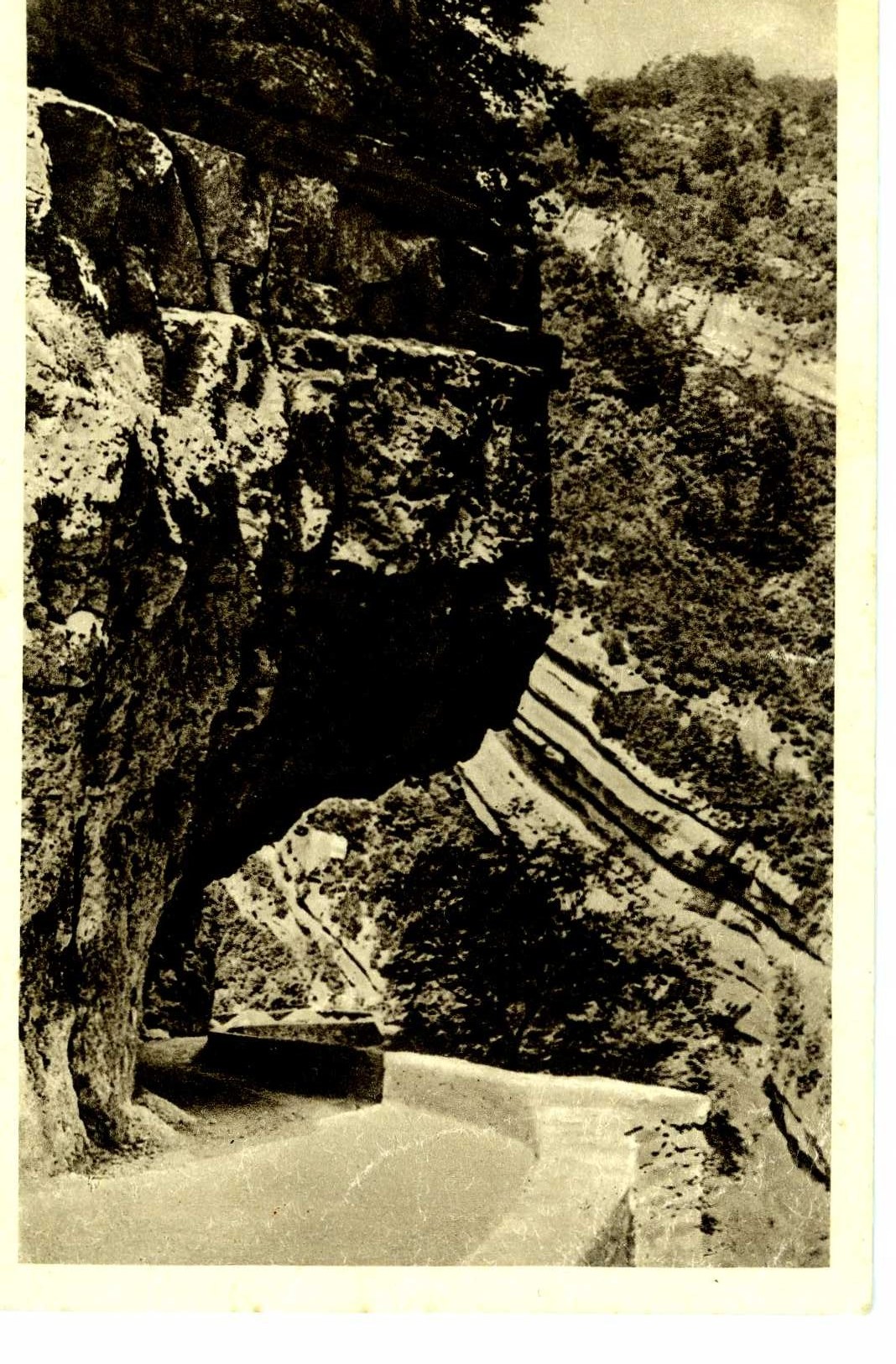 vue ancienne de Rovon