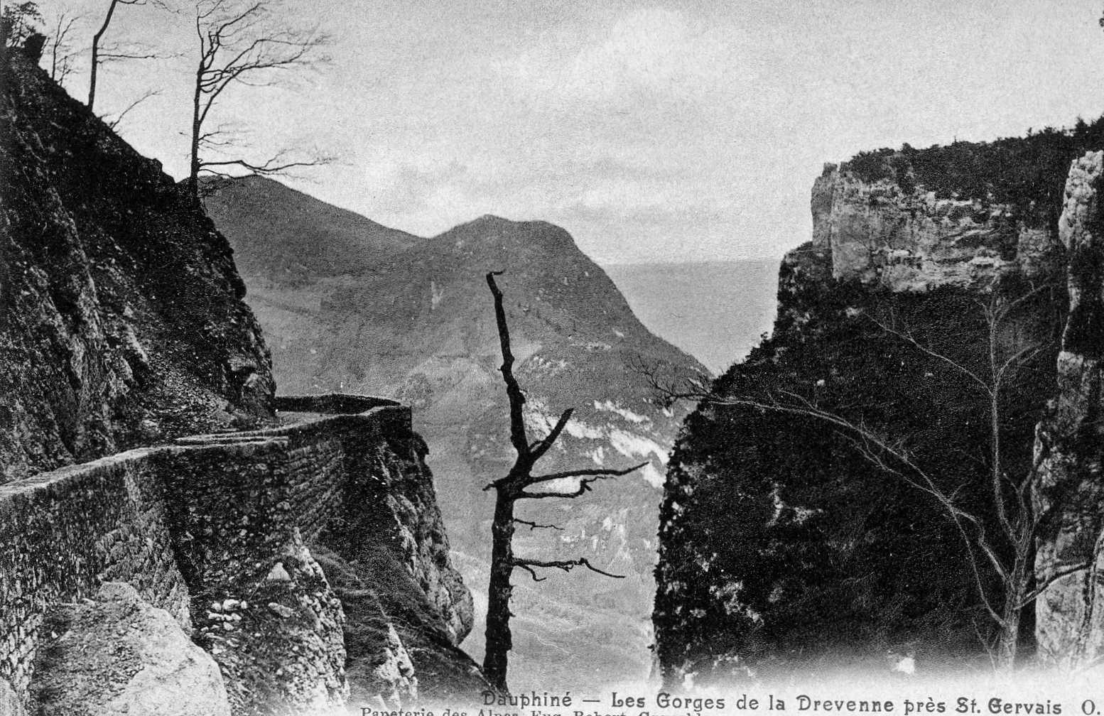 vue ancienne de Rovon