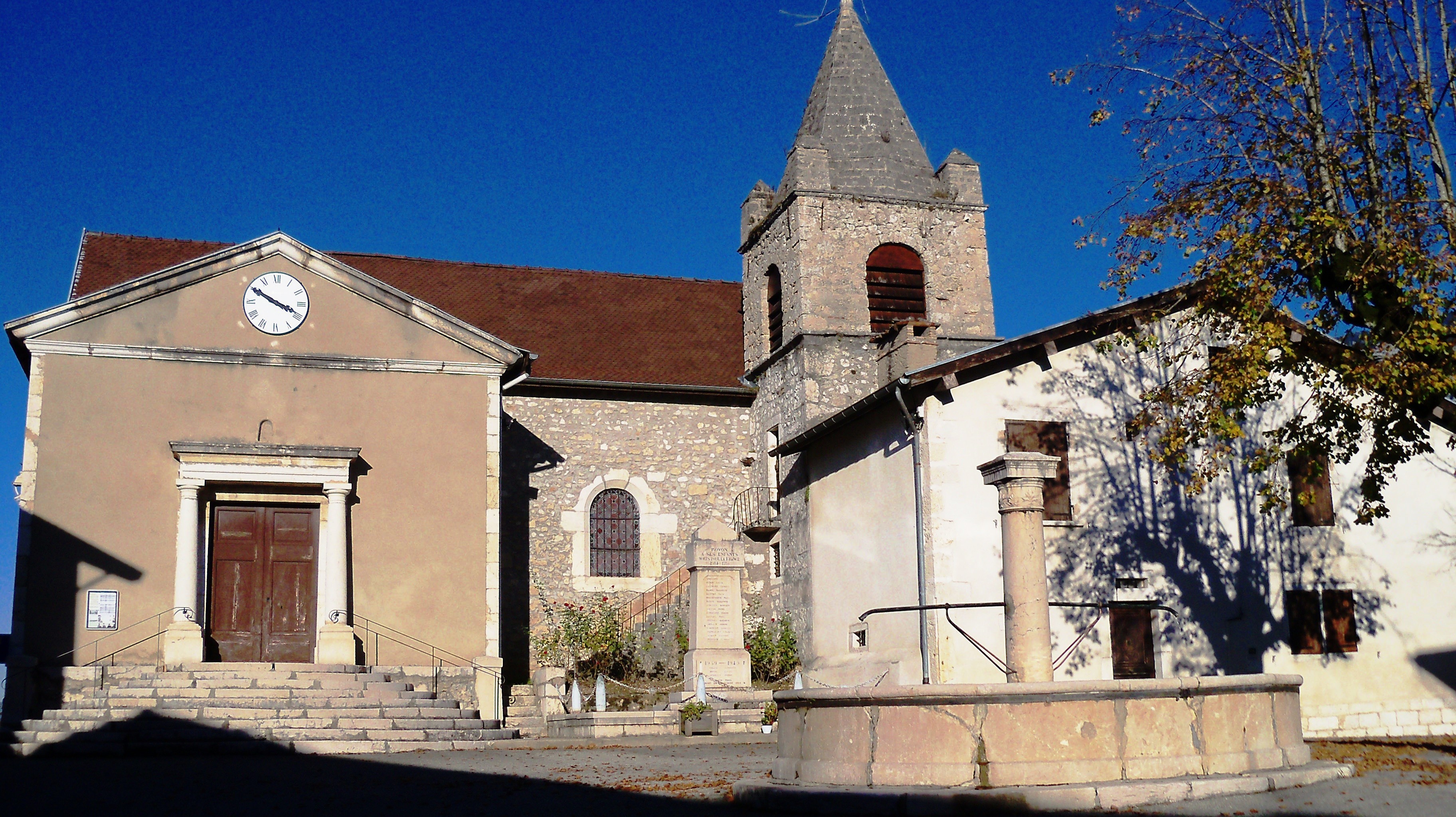 vues générales de Rovon